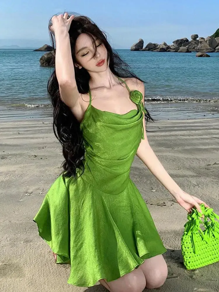 Aiertu Summer Green Sleeveless Slip Sexy Club Vacation Elegant Pleated Mini Dress 2024 New Fashion Evening Party Dress Women Streetwear