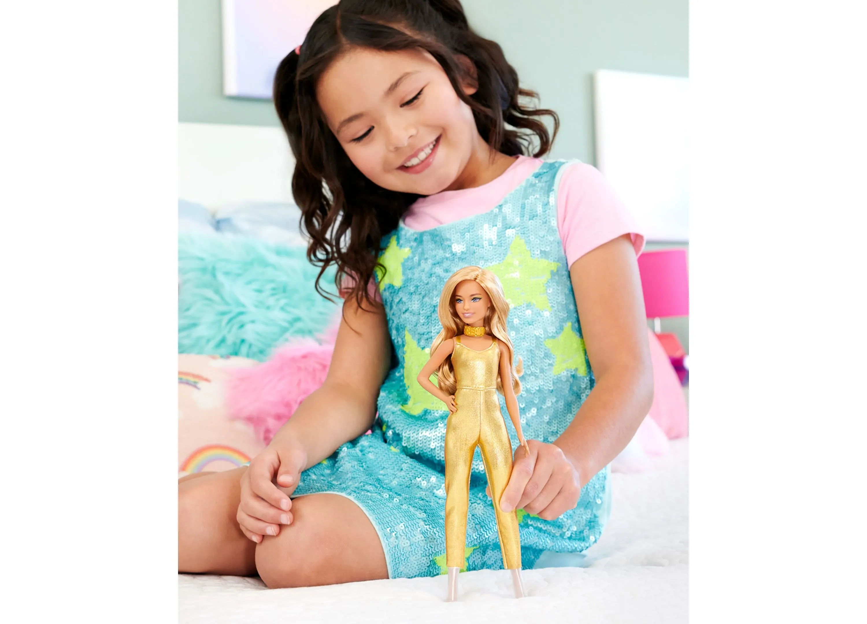 Barbie Fashionistas 65th Anniversary Doll 222, Petite with Blonde Wavy Hair, Golden Jumpsuit