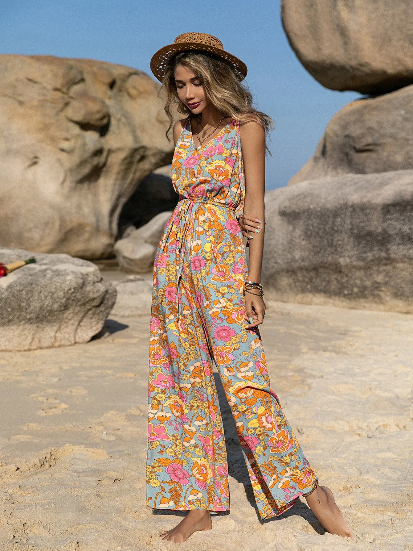 Bohemian style suspender printed jumpsuit with backless jumpsuit