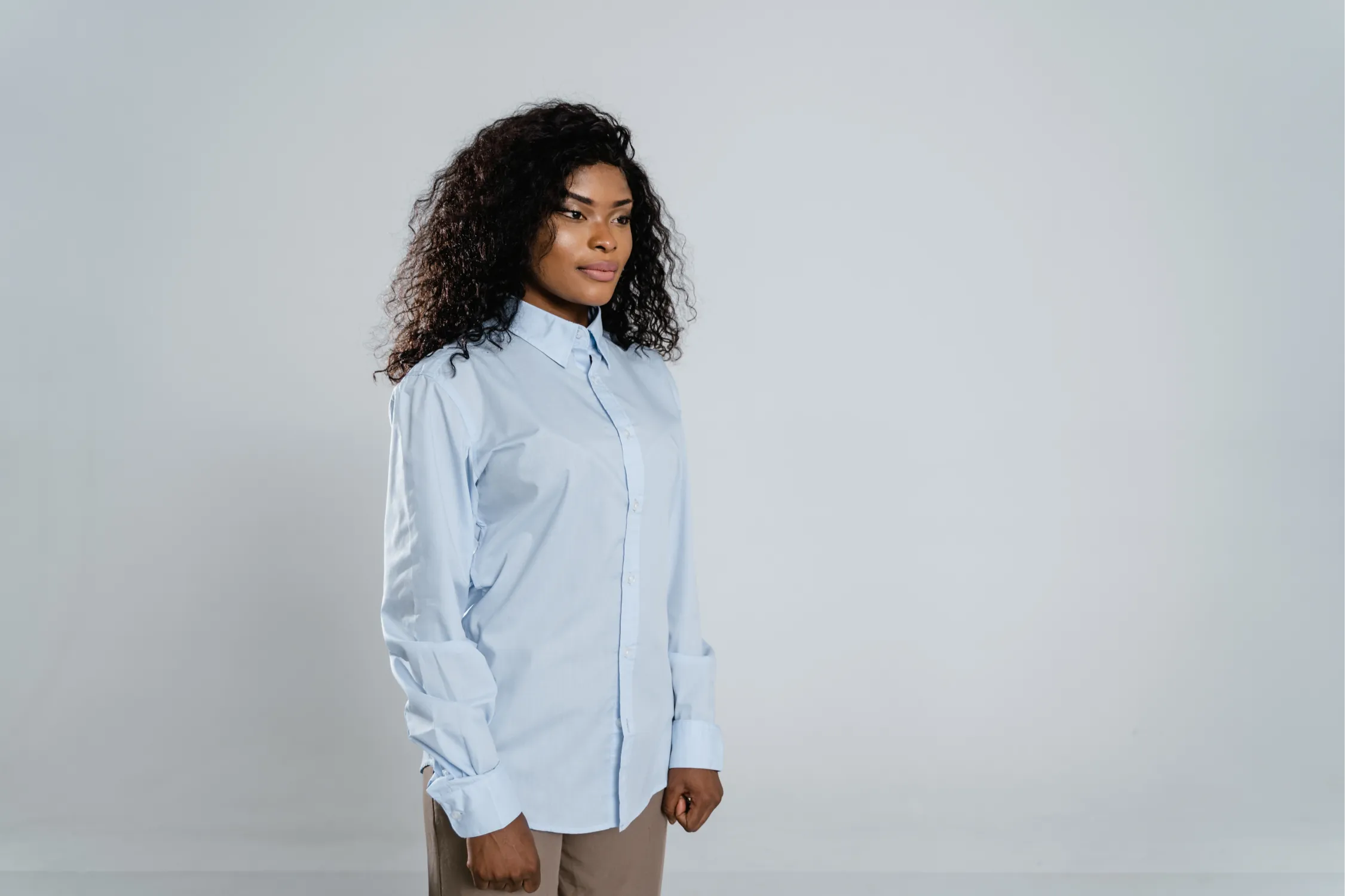 Classic-Fit Long-Sleeve Lightweight Shirt