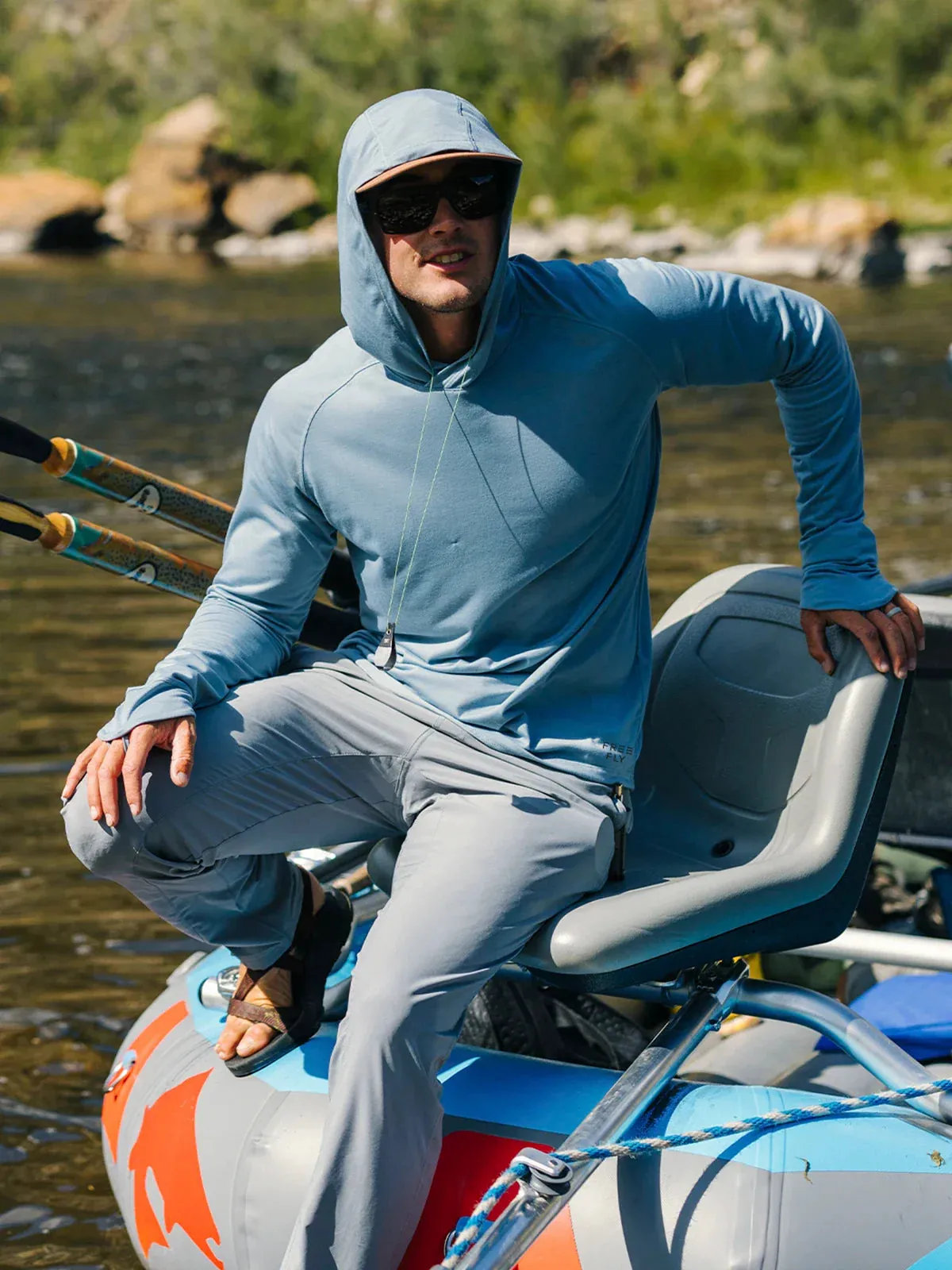 Free Fly Men's Elevate Hoodie in Blue Fog