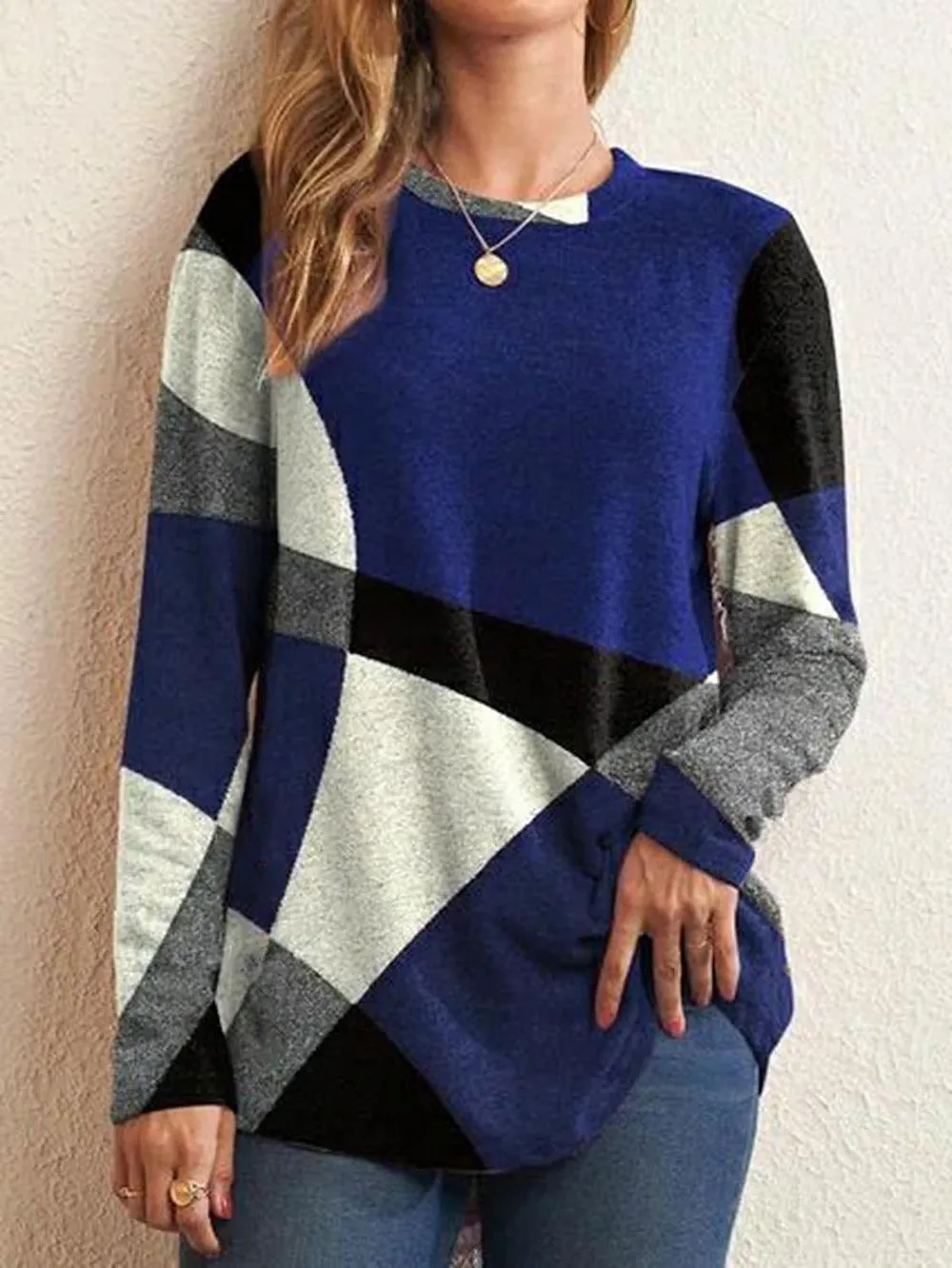 Geometric print contrast long-sleeved T-shirt