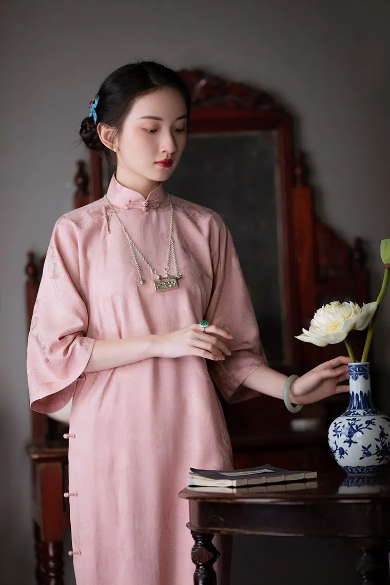 Jinghua Yao 镜花瑶 Mirrored Flower 1920s Calla Lily Jacquard Bell Sleeve Qipao