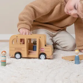 School Bus with 5 Peg Doll Characters