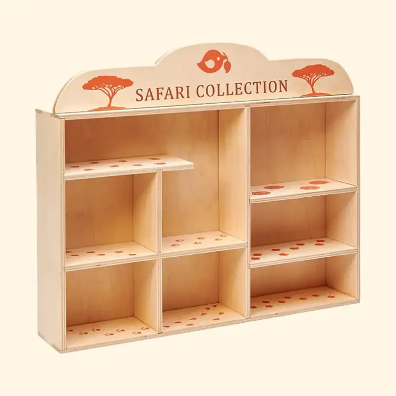 Wooden 8 Safari Animals and Shelf